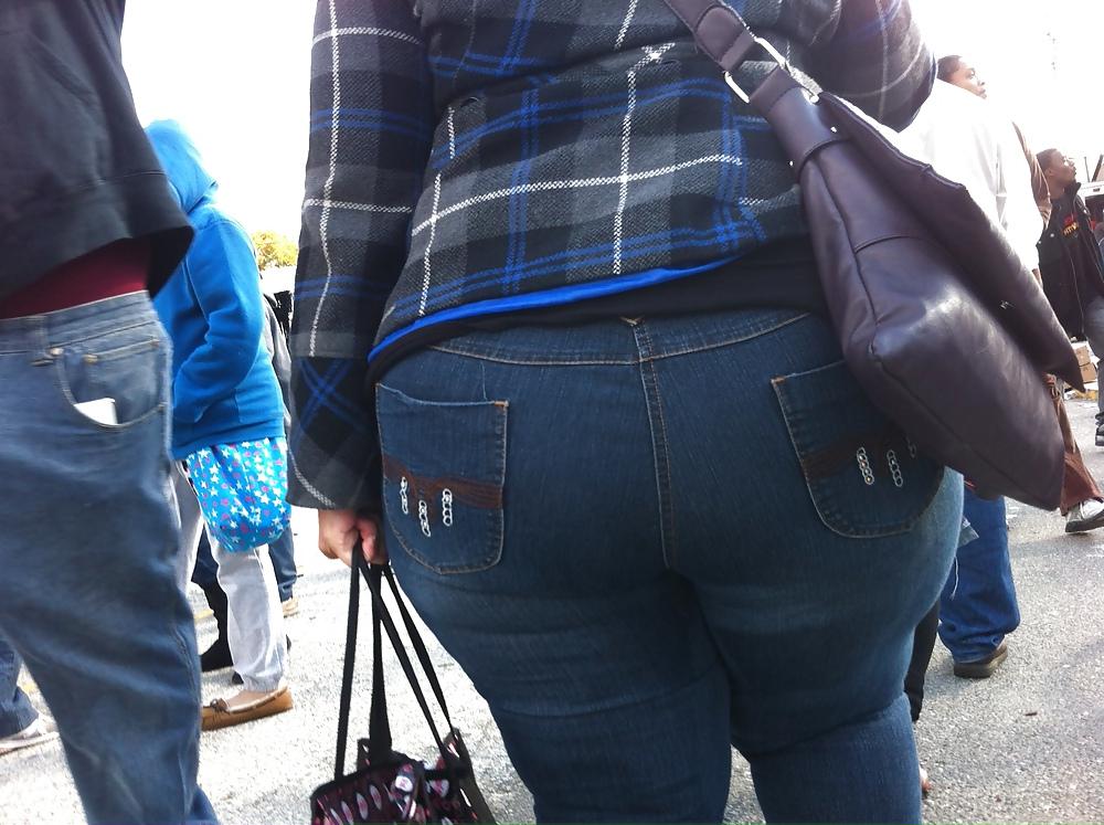 25P Booty surfing