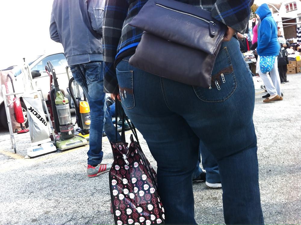 25P Booty surfing