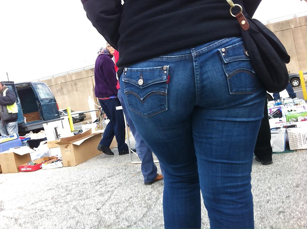 25P Booty surfing