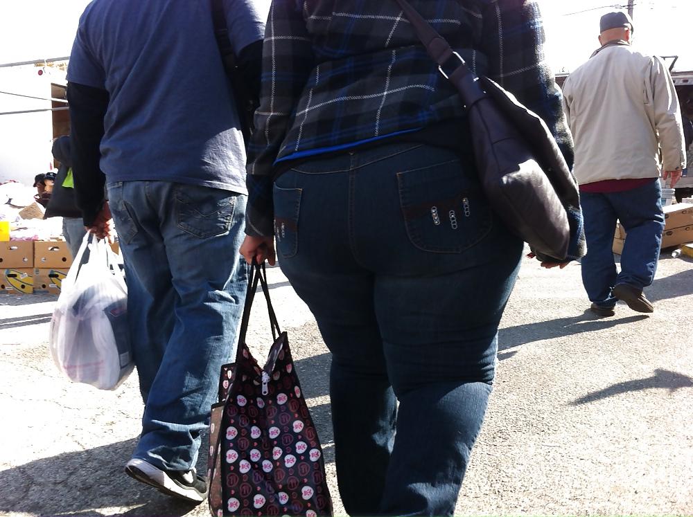 25P Booty surfing