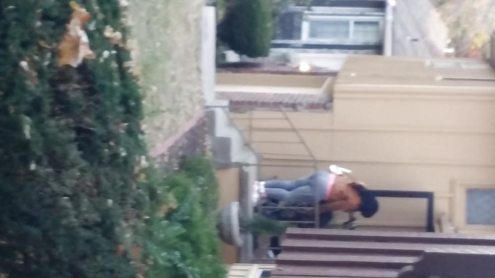 7P Big booty mom next door
