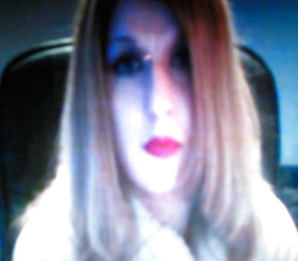 5P Hot german real shemale - red lips