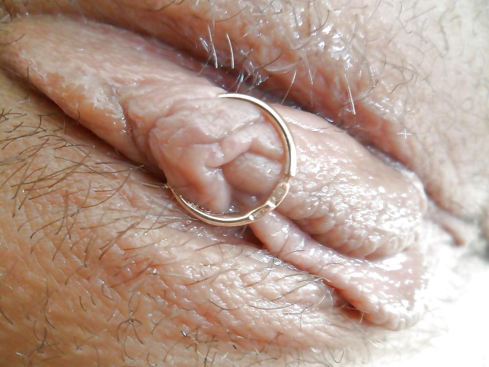 16P Pierced pussy 