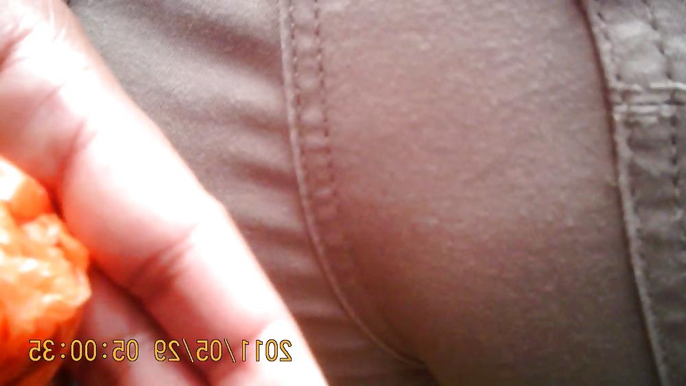 15P White Milf booty grope
