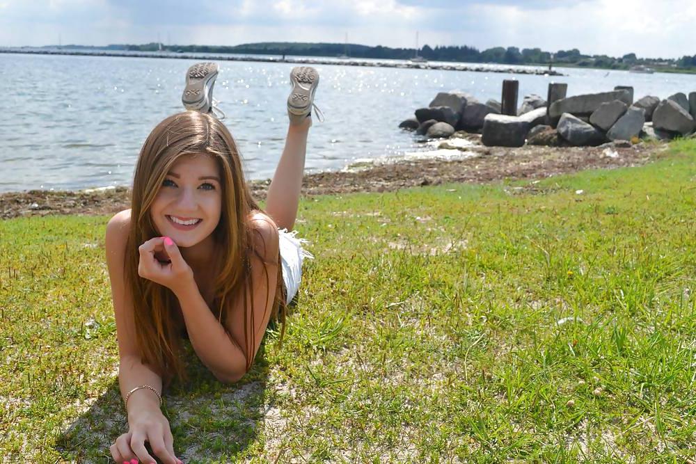 25P German Facebook Sluts 