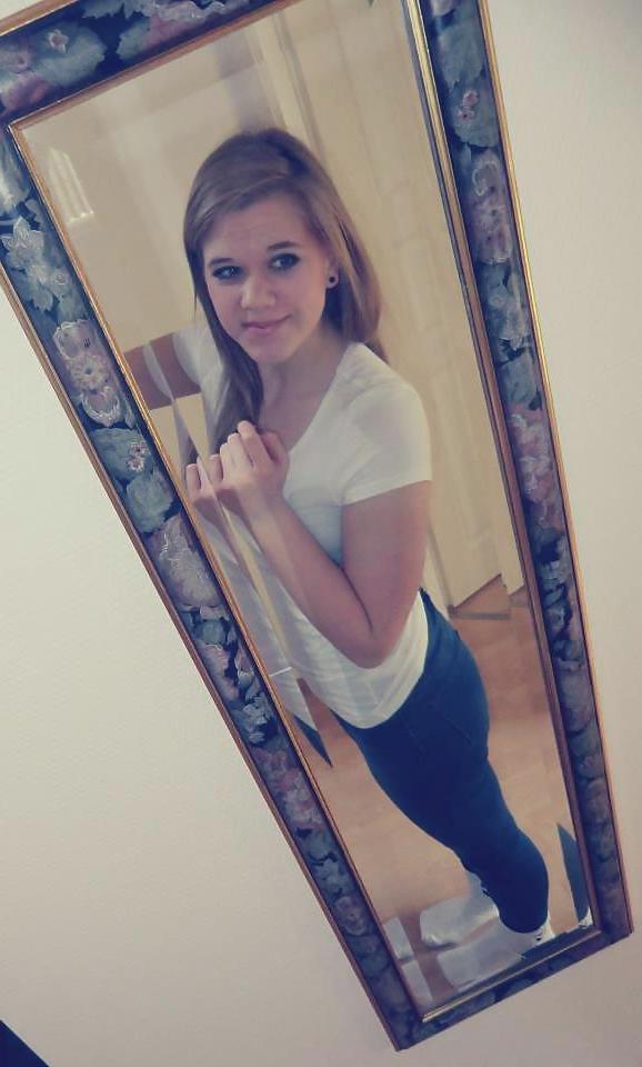 25P German Facebook Sluts 