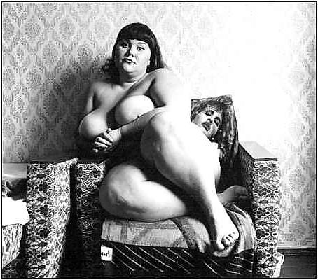 25P Erotic photography