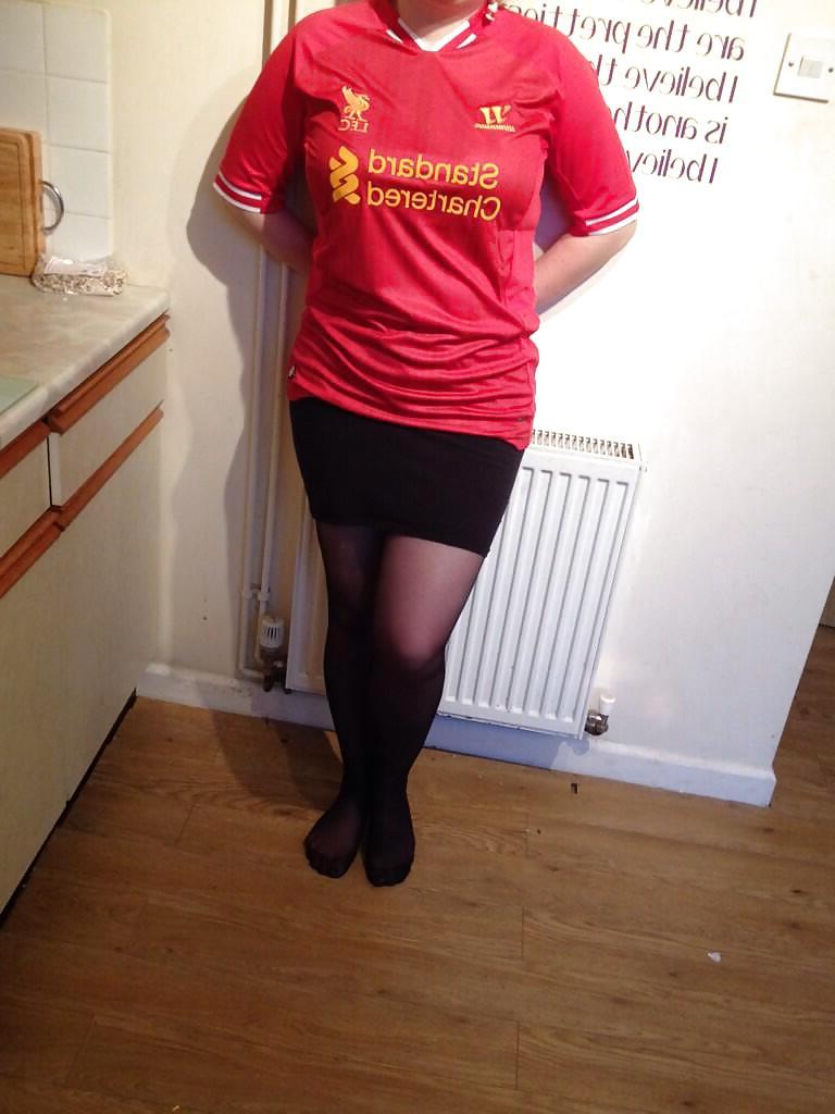 9P Somerset Slut Football Fitty Flashing Pussy