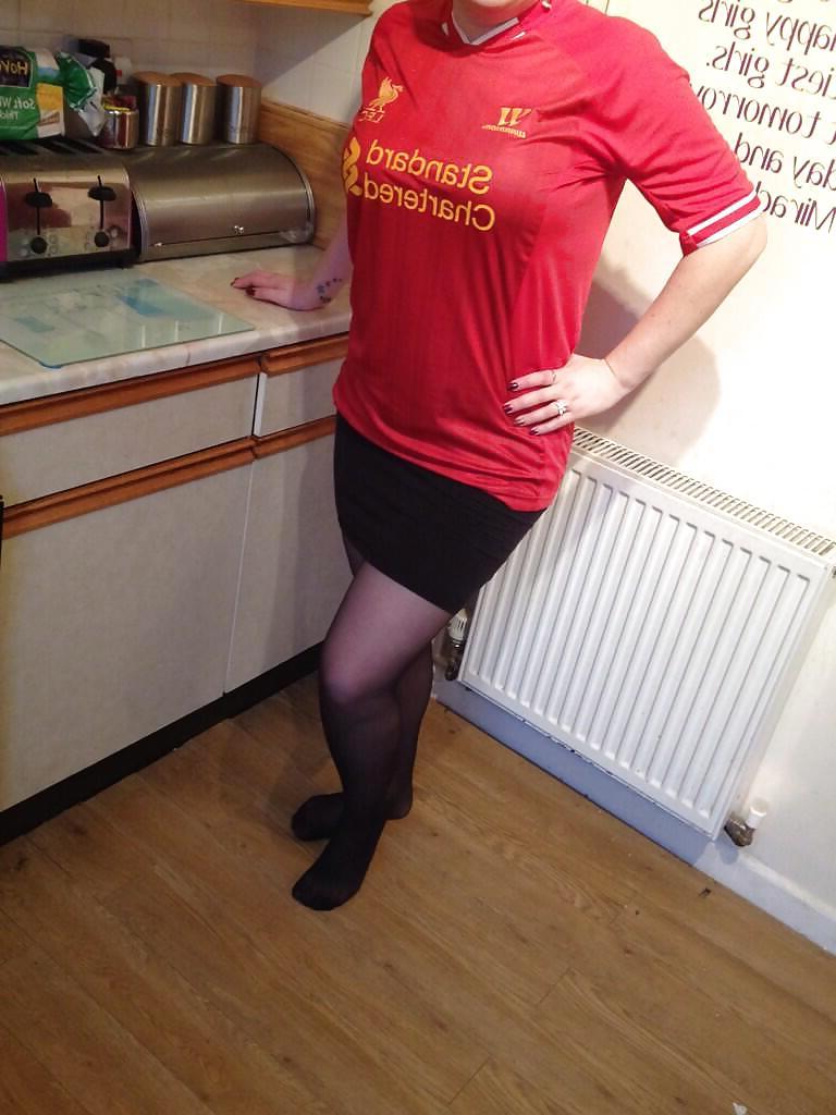 9P Somerset Slut Football Fitty Flashing Pussy
