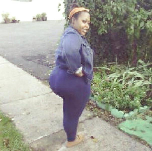 19P Facebook thickness: best of big booty bookers