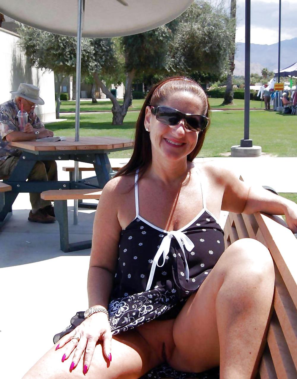 25P Your mom spreading her legs and showing her pussy 7