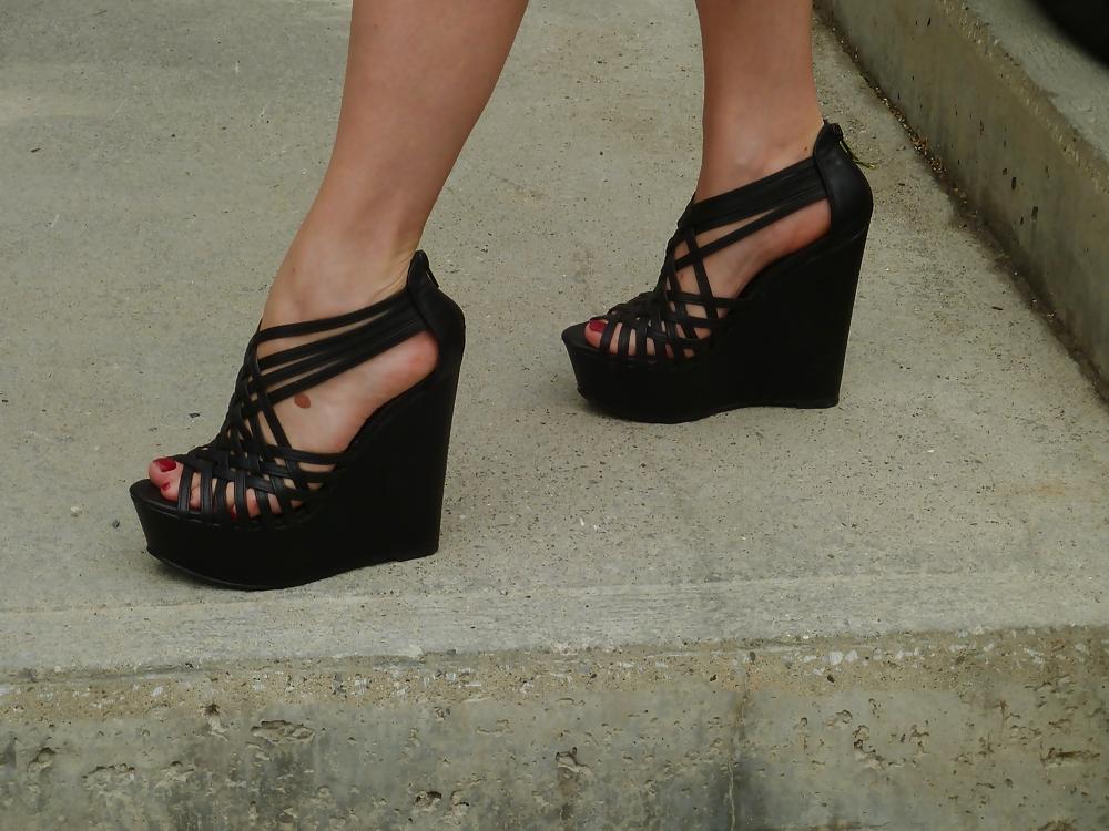 7P Babysitters Sexy Shoes