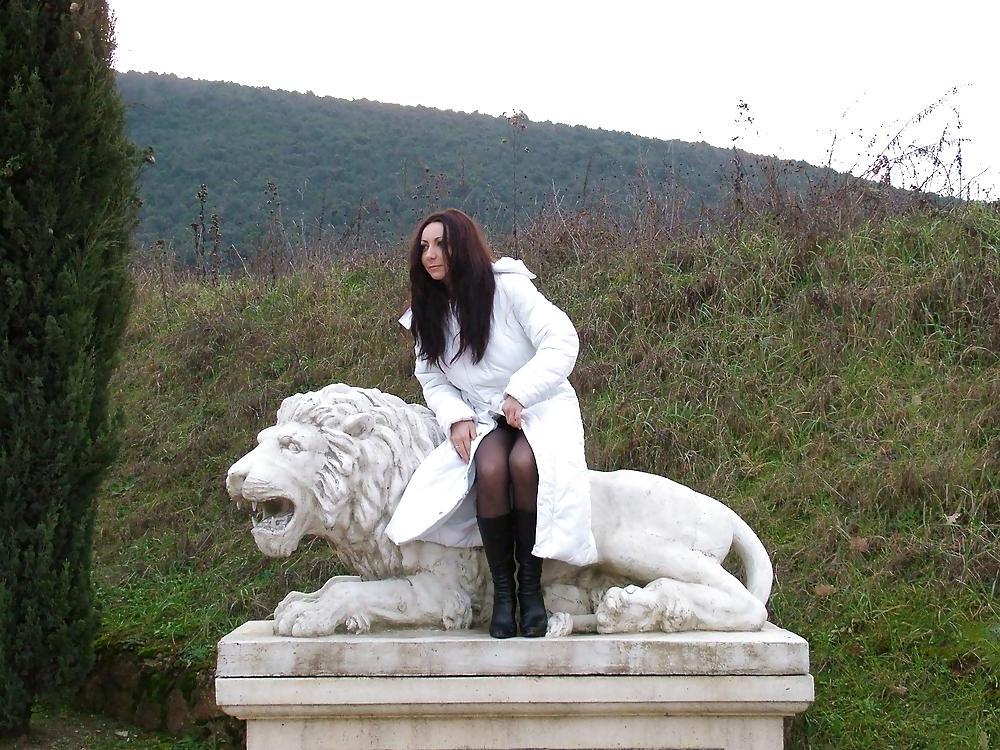 25P Croatian slut