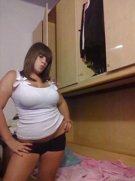 19P Social Network Hot Babes 6