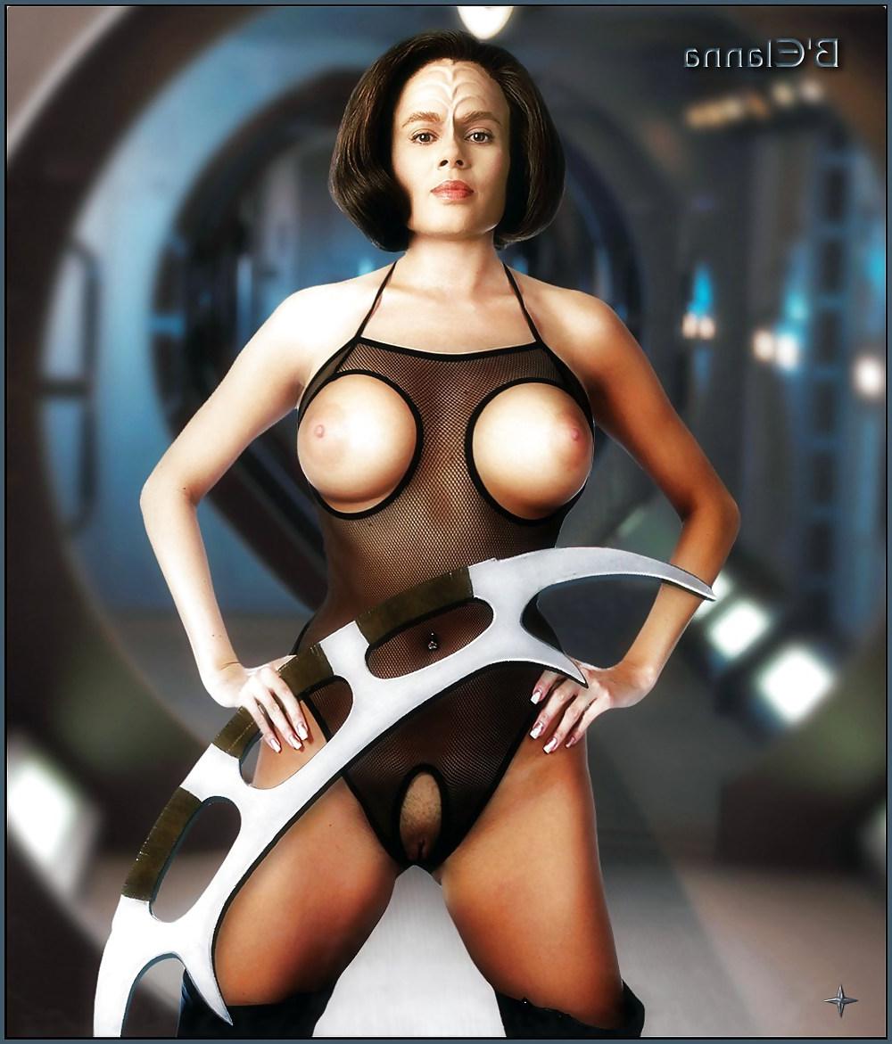 25P Scifi babes 4.