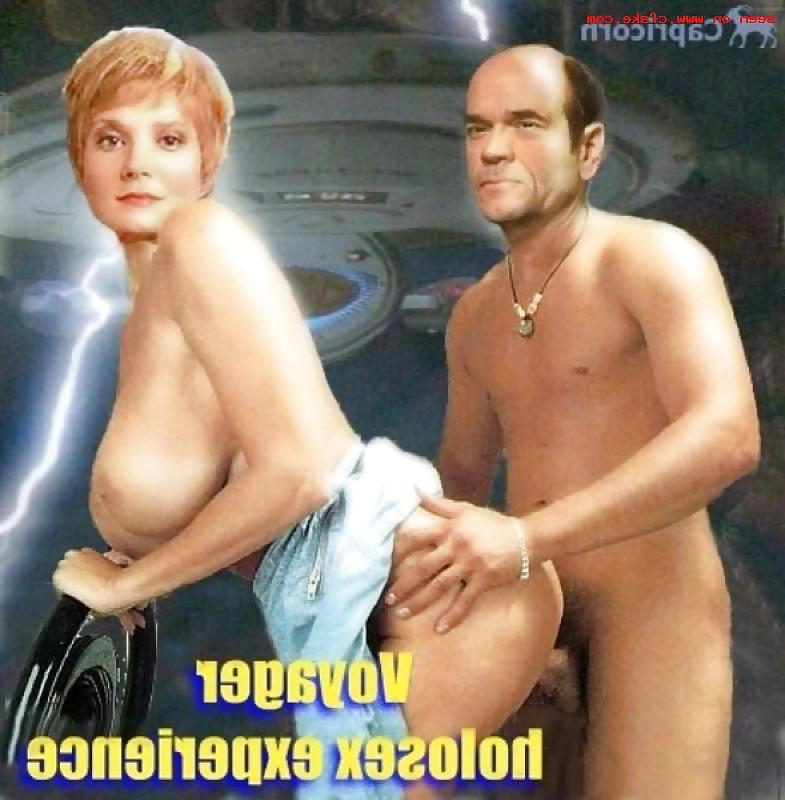 25P Scifi babes 4.