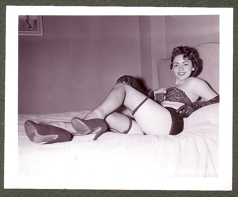 25P Vintage Erotic - Midle XX Century