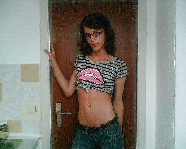 20P German Tranny Nicole