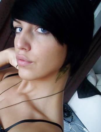 20P German Tranny Nicole