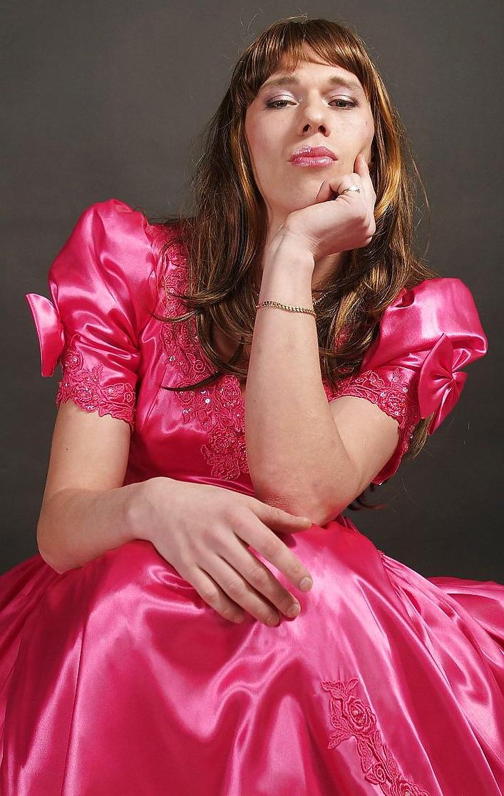 25P More Favorite Crossdressers