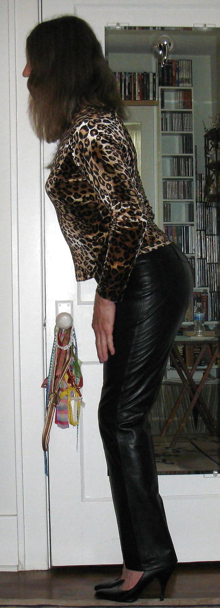 25P More Favorite Crossdressers