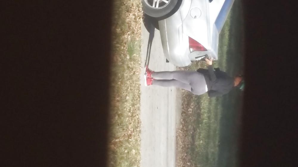 14P Nice juicy ebony booty in leggings next door