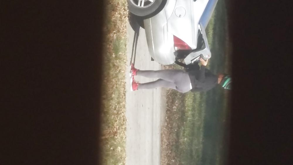14P Nice juicy ebony booty in leggings next door
