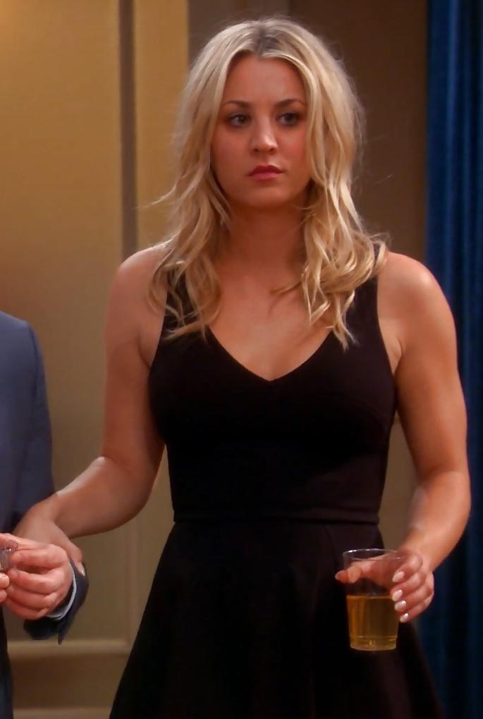 25P Kaley Cuoco - Penny - Big Bang Theory screens