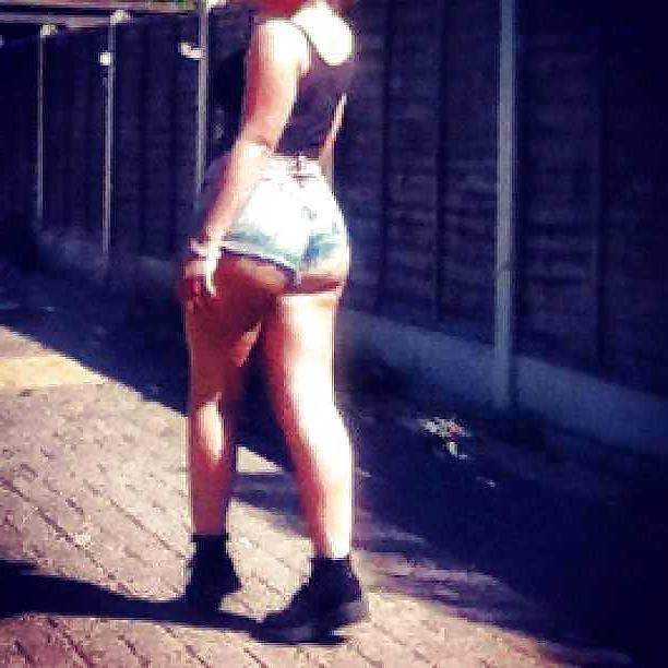 25P Thick white creamy big booty 15