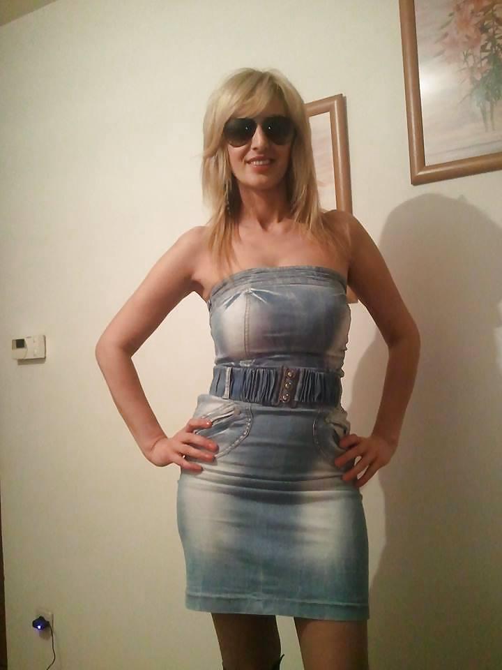 25P Croatian Milf 2