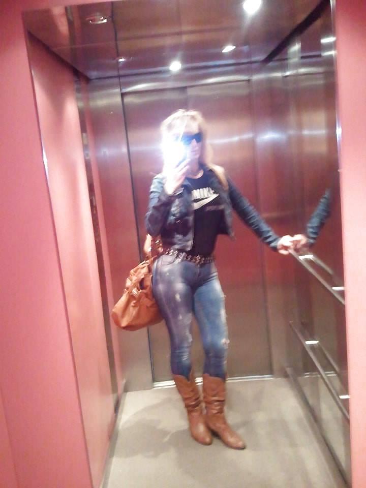 25P Croatian Milf 2