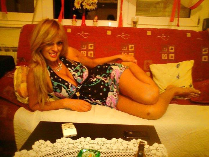25P Croatian Milf 2