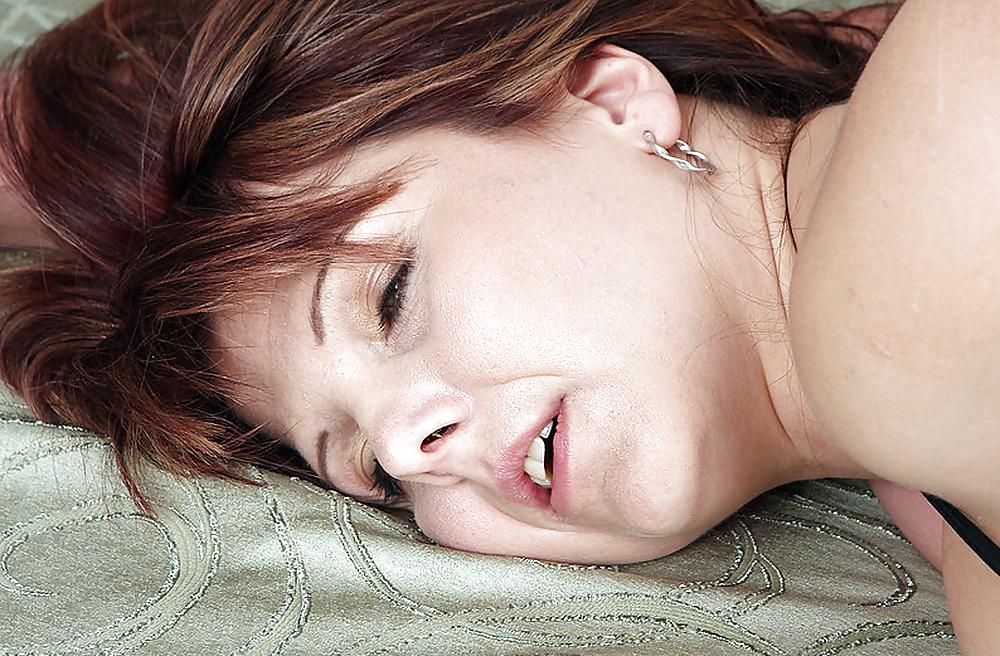 15P Anal and vaginal for naughty MILF