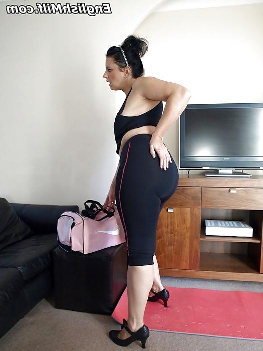 16P Milf with nice big ass