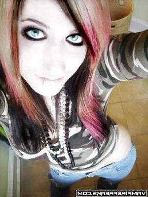 10P Emo girl
