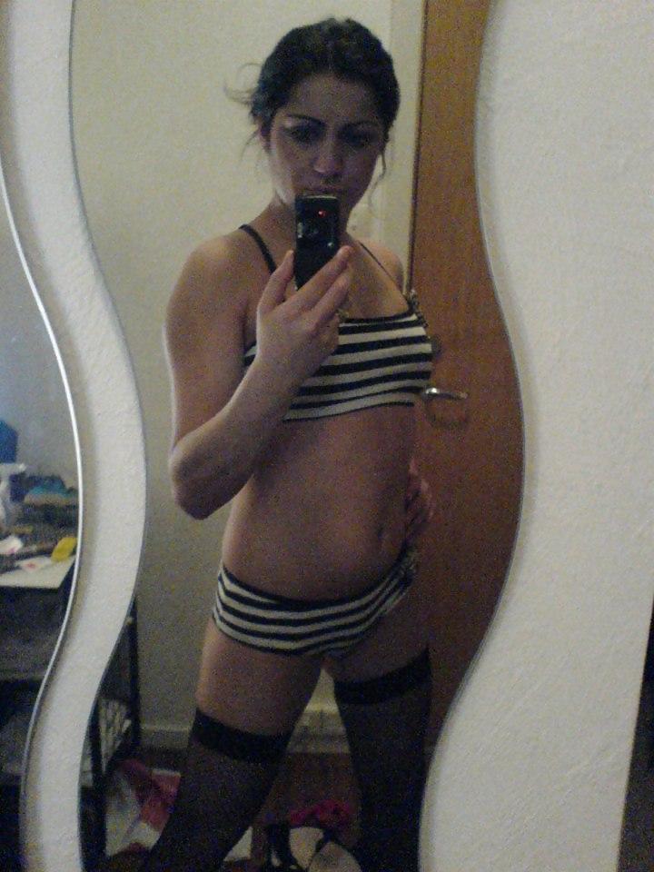 10P German-Turkisch Girl...SO Hot