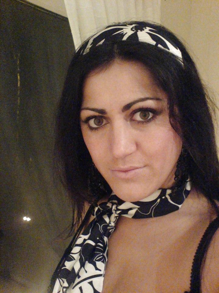 10P German-Turkisch Girl...SO Hot