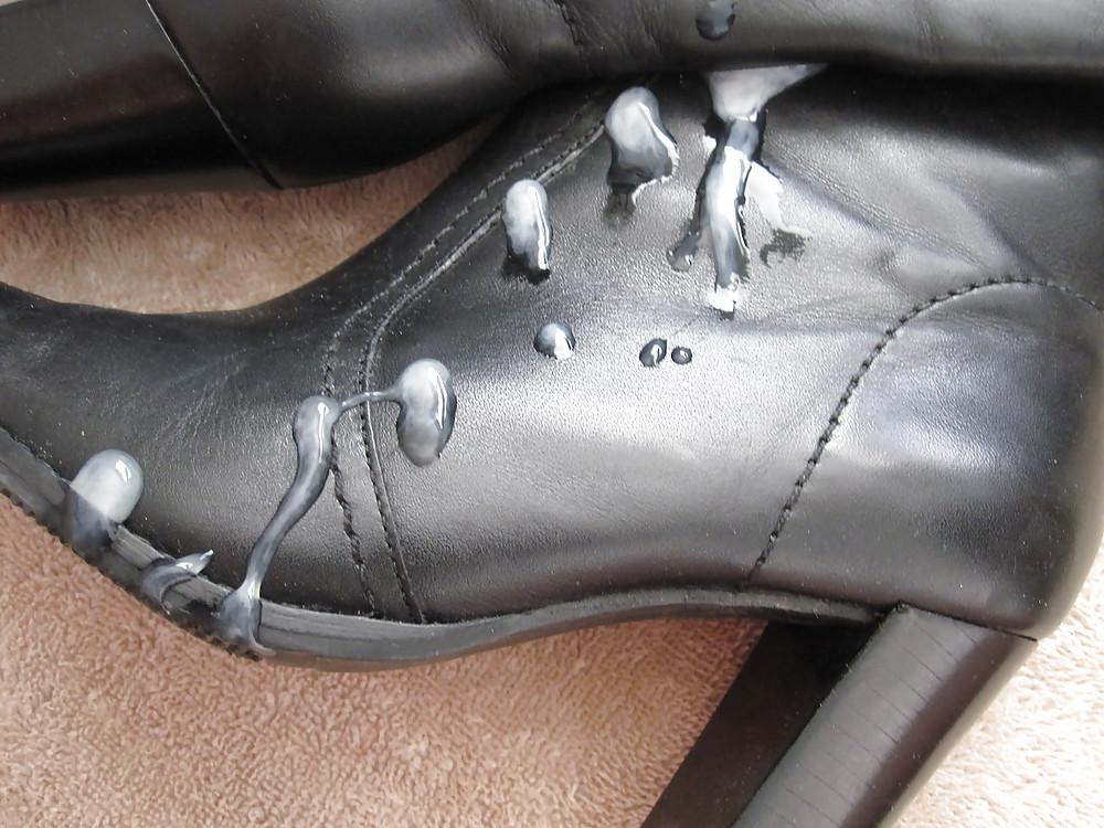 5P Jizzin' on black heeled boots