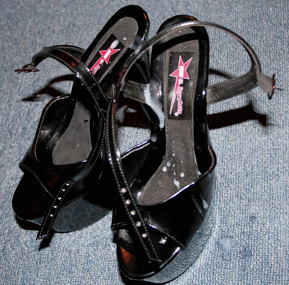 7P Heavy loads on high heels pt.3