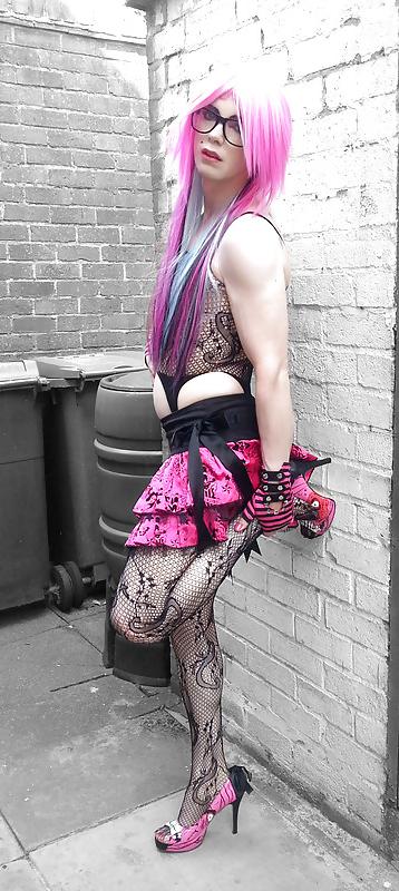25P Pretty Kitty Burlesque Emo Style ( Outdoor shoot )