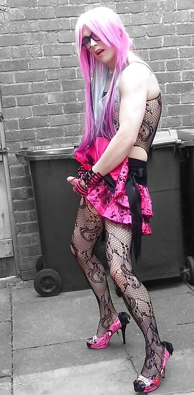 25P Pretty Kitty Burlesque Emo Style ( Outdoor shoot )