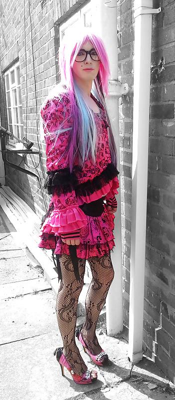 25P Pretty Kitty Burlesque Emo Style ( Outdoor shoot )