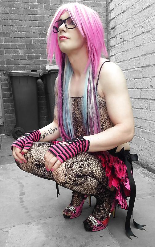 25P Pretty Kitty Burlesque Emo Style ( Outdoor shoot )