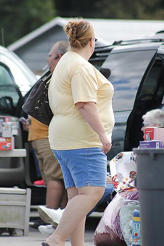 17P Mostly bbw asses.   public.  spy