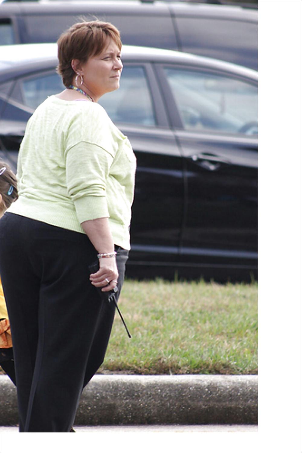 17P Mostly bbw asses.   public.  spy