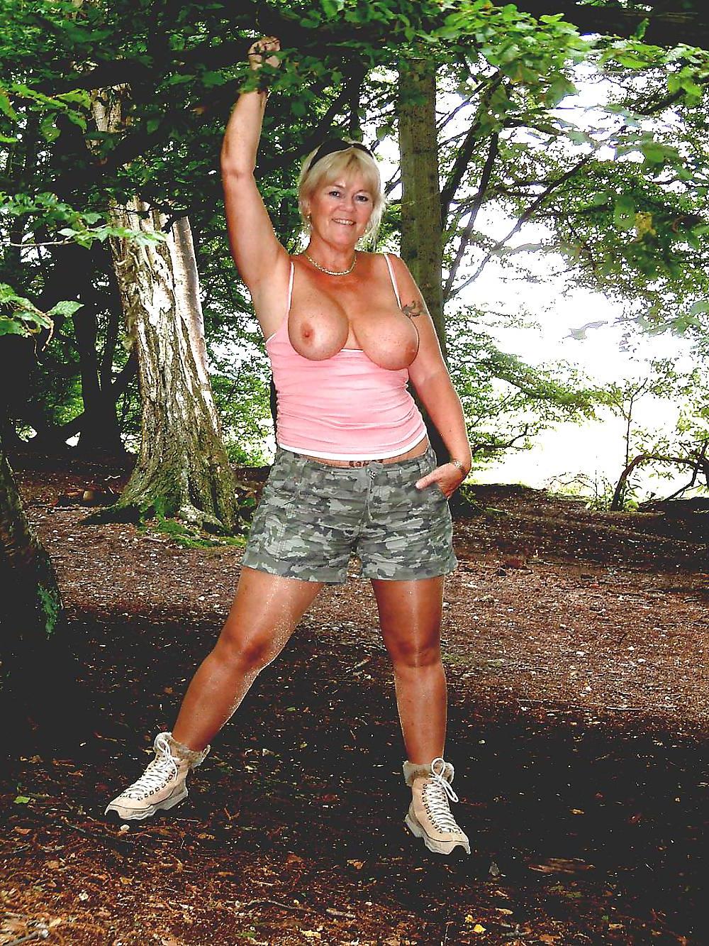 20P English Wife from Hertfordshire