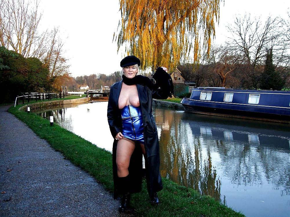 20P English Wife from Hertfordshire