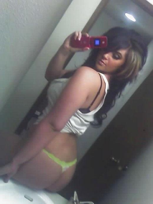 15P Emo Teen Beauty