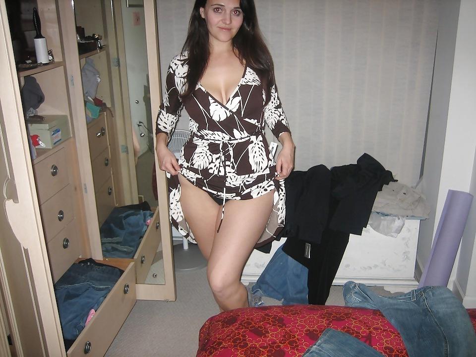 25P Plump little MILF