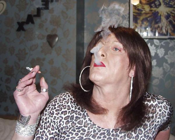 18P Suziehot58 master's Smoke Whore 